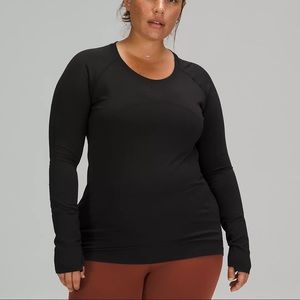 Black lulu swiftly tech